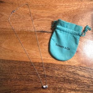 Tiffany & Co. Elsa Peretti bean necklace, sterling. Used-good condition.